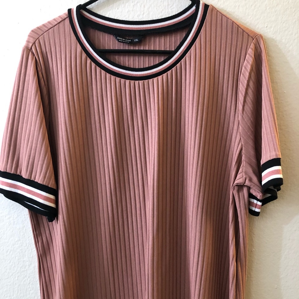 Long pink shirt